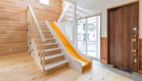 滑り台のある家を建てたい！費用やメリット・デメリットを徹底解説