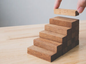 階段の蹴上げは何cmが理想的？高さの決め方を解説！