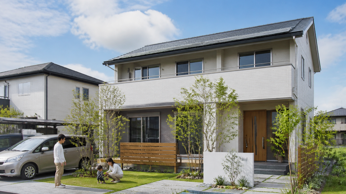 家族の暮らしを感じる二階建て住宅のイメージ